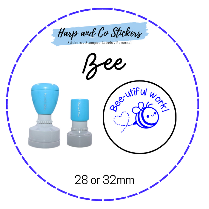 28 or 32mm Round Stamp - Bee